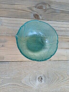Vintage Arcoroc France Turquoise Aspen Leaf Glass Bowl